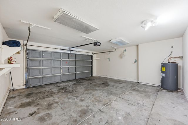 5011 W Kristal Way, Glendale, AZ 85308