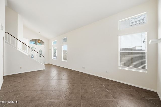 5011 W Kristal Way, Glendale, AZ 85308