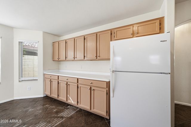 5011 W Kristal Way, Glendale, AZ 85308
