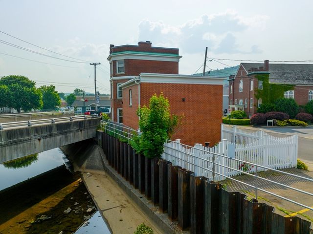 11 Boylston Street, Bradford City, PA 16701