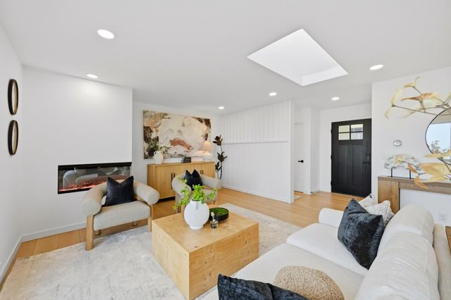 1609 Molitor Road, Belmont, CA 94002