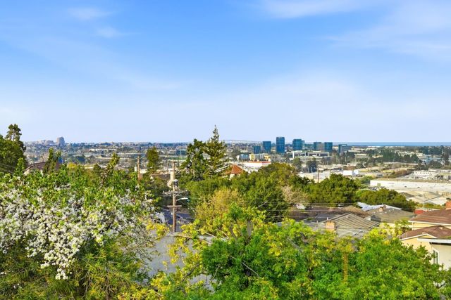 1609 Molitor Road, Belmont, CA 94002