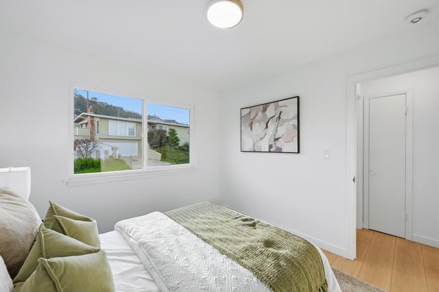 1609 Molitor Road, Belmont, CA 94002