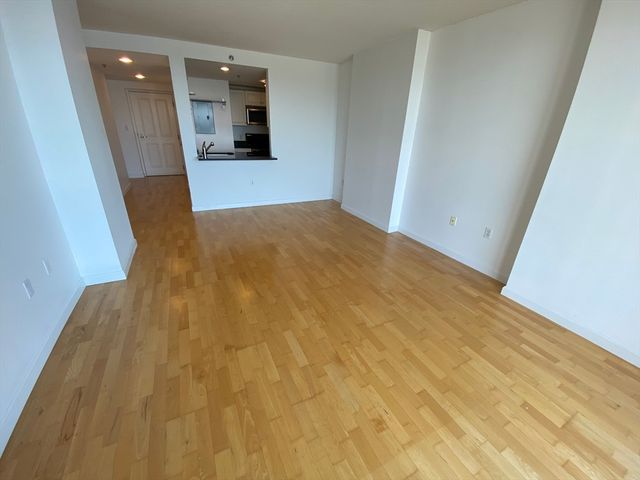 8 Museum Way 1708, Cambridge, MA 02141