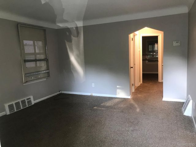 6422 PLAINVIEW Avenue, Detroit, MI 48228