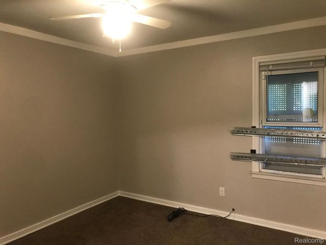 6422 PLAINVIEW Avenue, Detroit, MI 48228