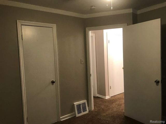 6422 PLAINVIEW Avenue, Detroit, MI 48228