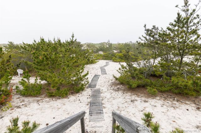 398 Dune Road, Westhampton Beach, NY 11978