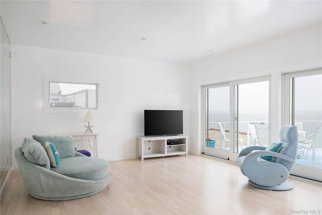 398 Dune Road, Westhampton Beach, NY 11978