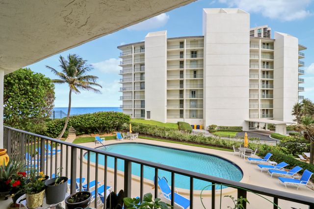 5420 N Ocean Drive 204, Singer Island, FL 33404