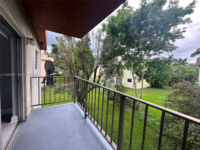 13984 NE 2nd Ct 3-2-3, Miami, FL 33161