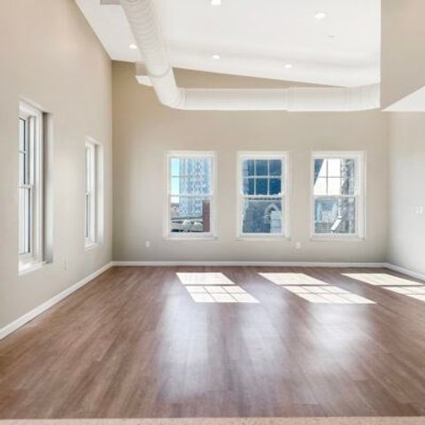 6 Chatham St 601, Worcester, MA 01609
