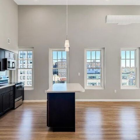 6 Chatham St 601, Worcester, MA 01609