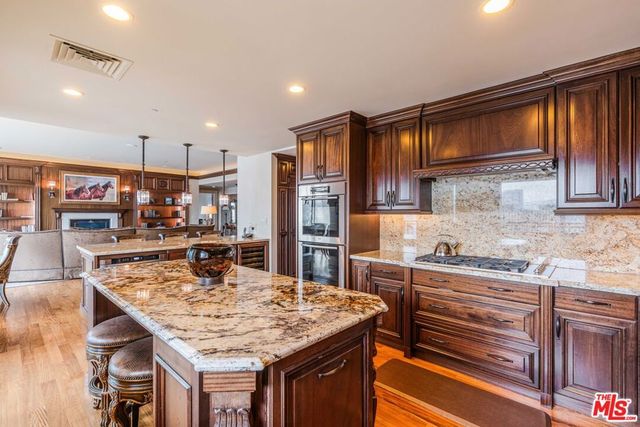 1 W Century Drive 27C, Los Angeles, CA 90067