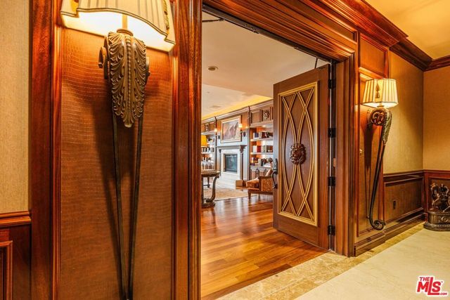 1 W Century Drive 27C, Los Angeles, CA 90067