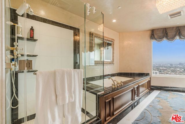 1 W Century Drive 27C, Los Angeles, CA 90067