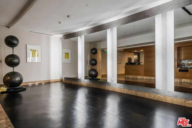 1 W Century Drive 27C, Los Angeles, CA 90067