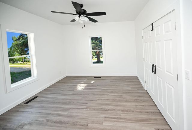 825 Jackson Street, Lamont, IA 50650