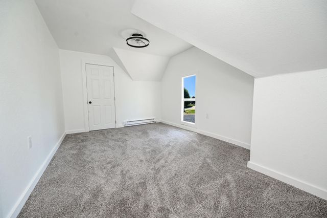825 Jackson Street, Lamont, IA 50650