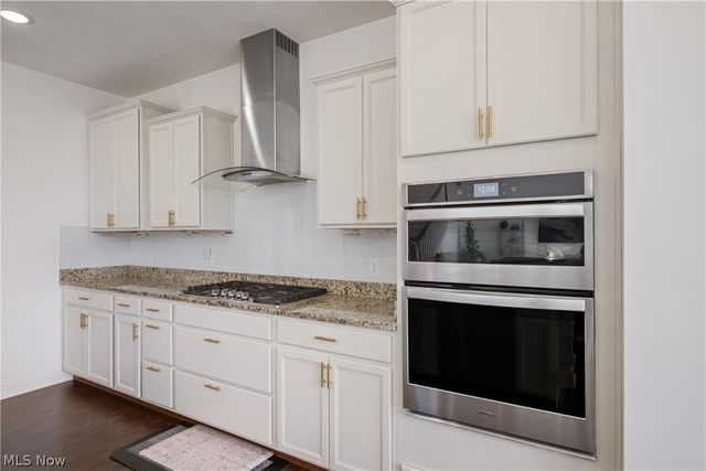 172 Harvester Drive, Copley, OH 44321