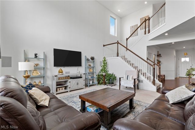 172 Harvester Drive, Copley, OH 44321