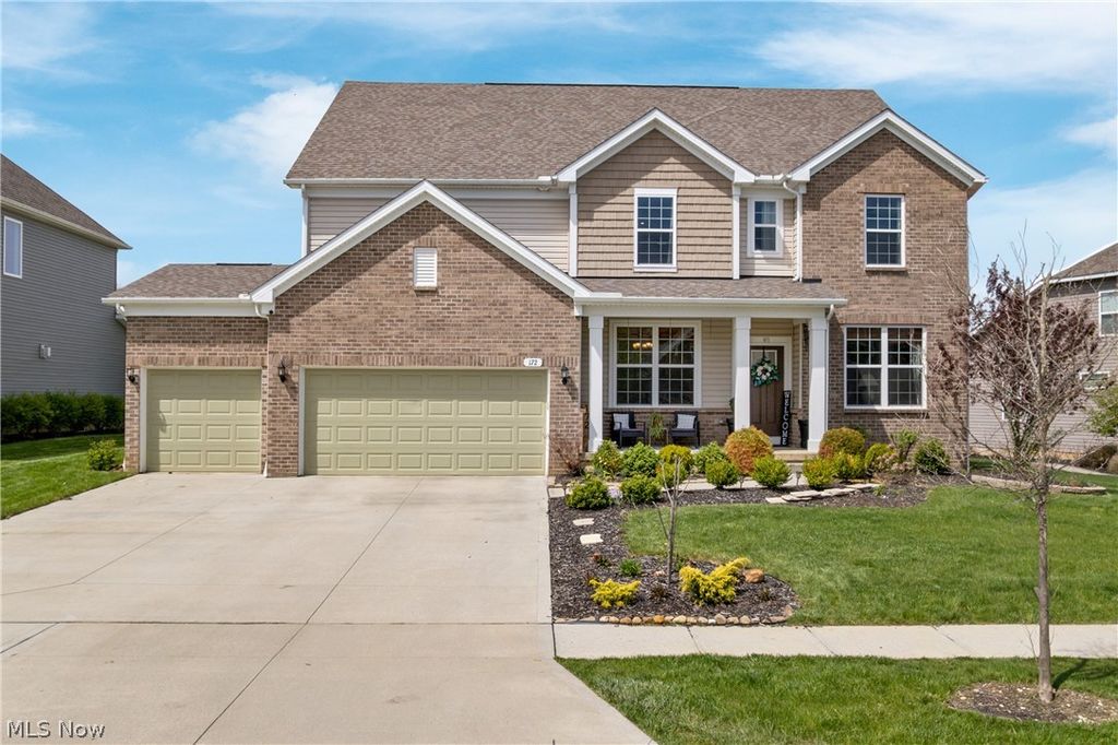 172 Harvester Drive, Copley, OH 44321