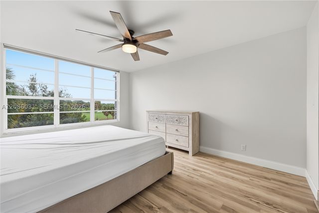 555 Oaks Ln 309, Pompano Beach, FL 33069