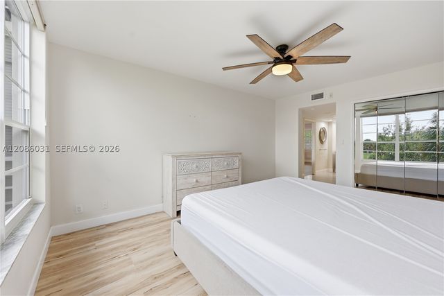 555 Oaks Ln 309, Pompano Beach, FL 33069