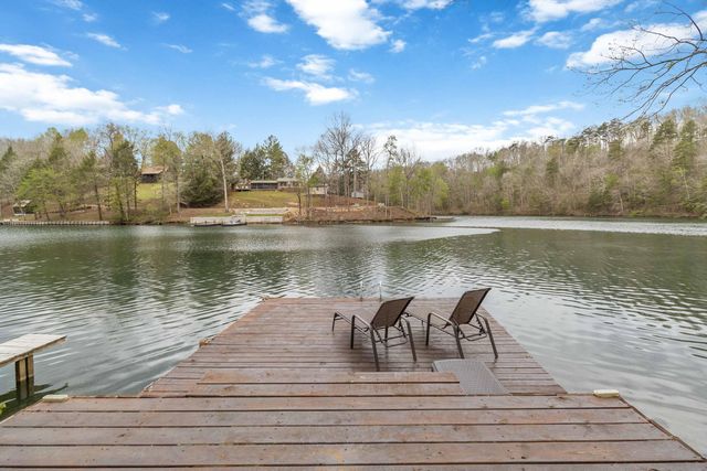 1265 Cliffs Edge Road, East Bernstadt, KY 40729