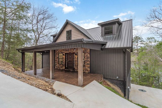 1265 Cliffs Edge Road, East Bernstadt, KY 40729
