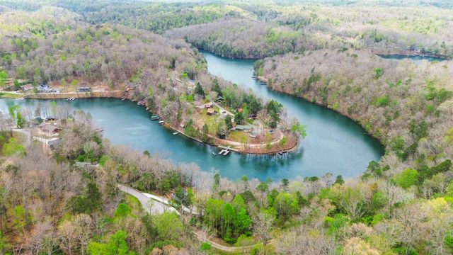 1265 Cliffs Edge Road, East Bernstadt, KY 40729