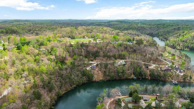 1265 Cliffs Edge Road, East Bernstadt, KY 40729