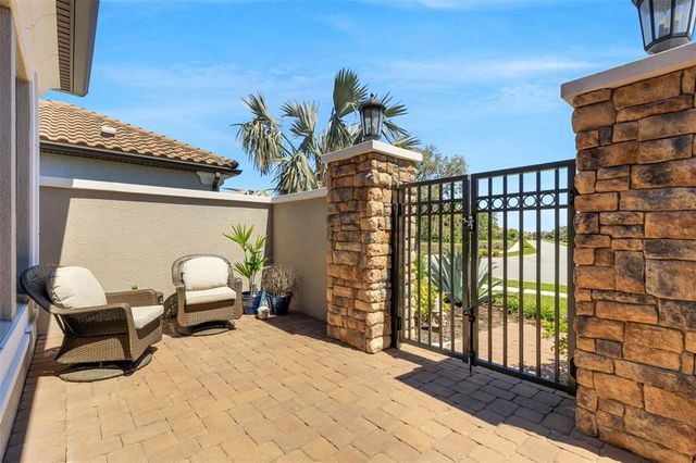 5329 TRAILS BEND COURT, Sarasota, FL 34238