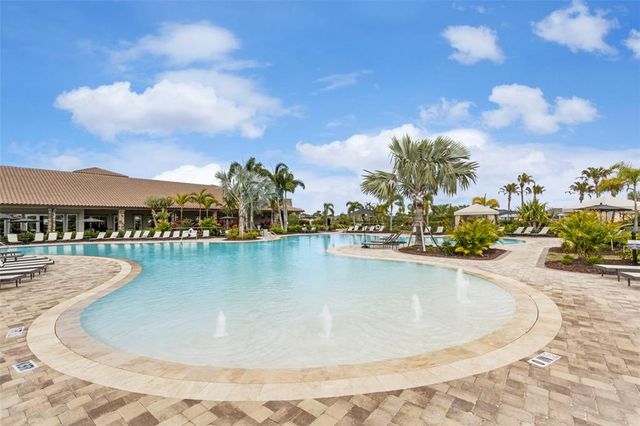 5329 TRAILS BEND COURT, Sarasota, FL 34238