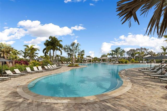5329 TRAILS BEND COURT, Sarasota, FL 34238