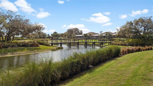 5329 TRAILS BEND COURT, Sarasota, FL 34238