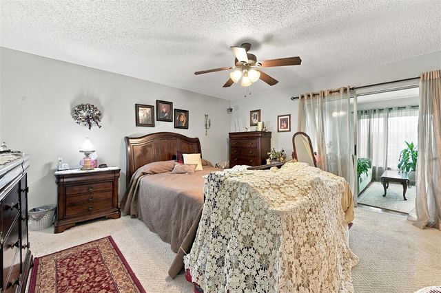 8352 ANNWOOD ROAD 8352, Seminole, FL 33777