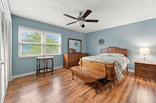 8352 ANNWOOD ROAD 8352, Seminole, FL 33777