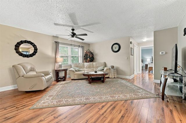 8352 ANNWOOD ROAD 8352, Seminole, FL 33777
