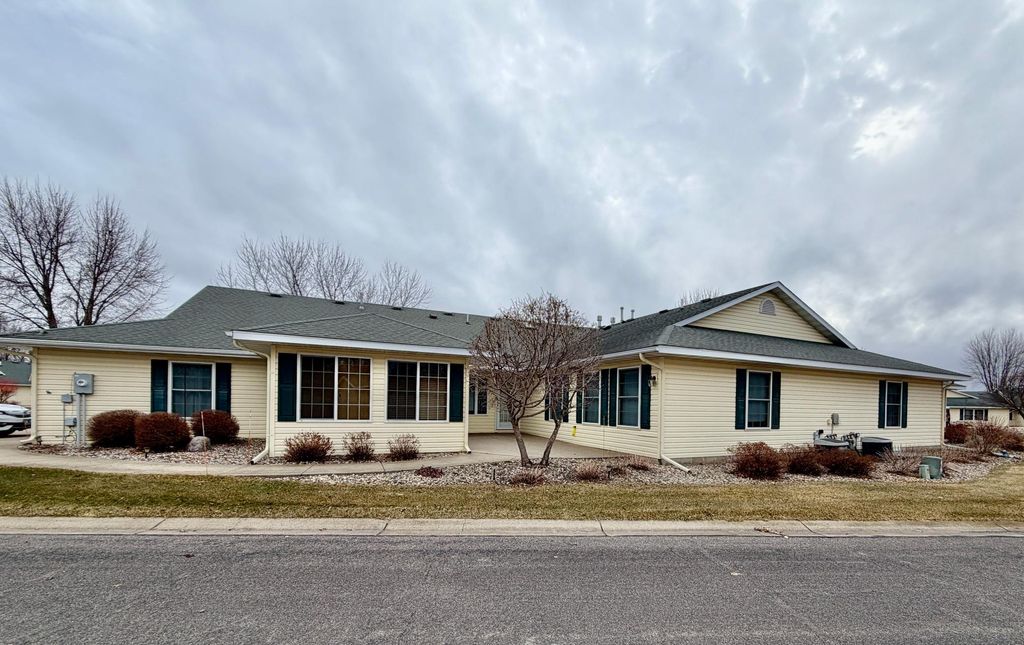 623 Hudson Drive, Paynesville, MN 56362