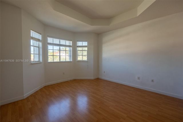 11851 SW 80th Ter, Miami, FL 33183