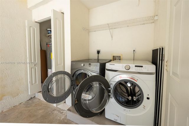 11851 SW 80th Ter, Miami, FL 33183