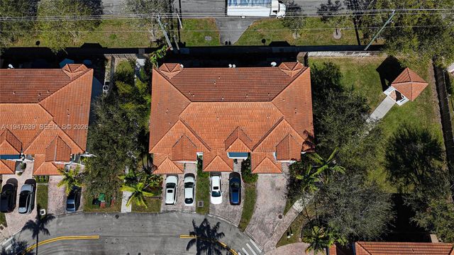 11851 SW 80th Ter, Miami, FL 33183