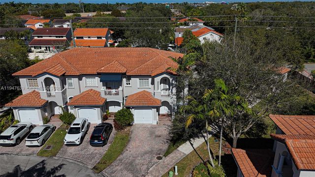 11851 SW 80th Ter, Miami, FL 33183