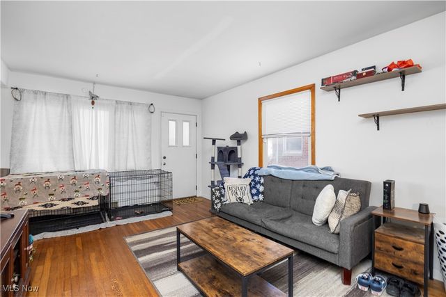 439 Larkin Avenue, Akron, OH 44305