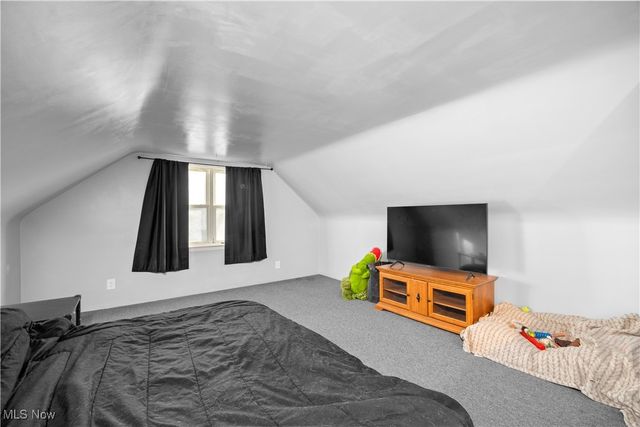 439 Larkin Avenue, Akron, OH 44305