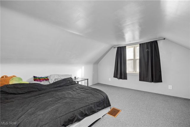 439 Larkin Avenue, Akron, OH 44305