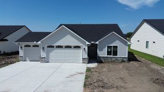 1610 E Appleton St., Valley Center, KS 67147