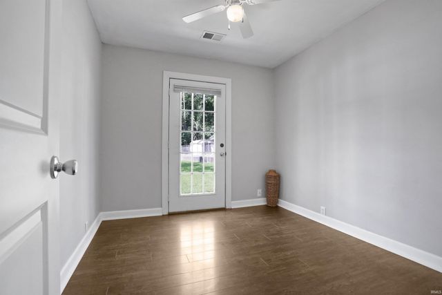 4336 Stratford Road, Evansville, IN 47710