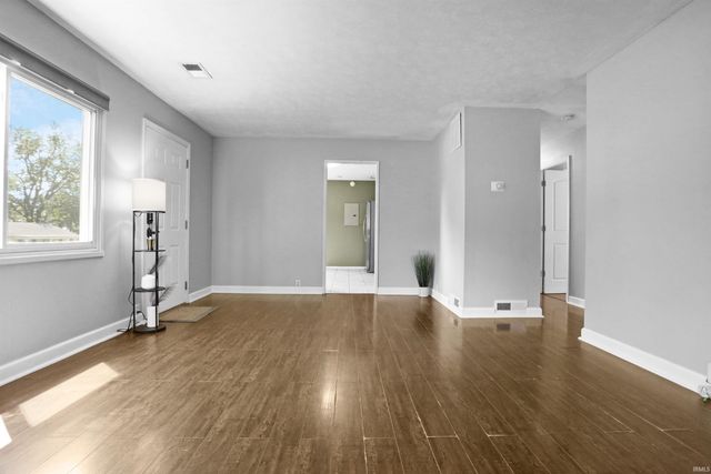 4336 Stratford Road, Evansville, IN 47710